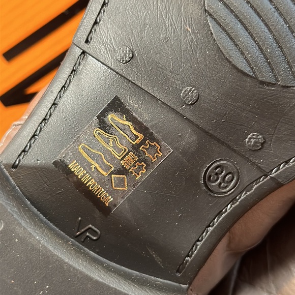 Miz Mooz Lucy Ruched Leather Medium Ankle Boots - Picture 12 of 13